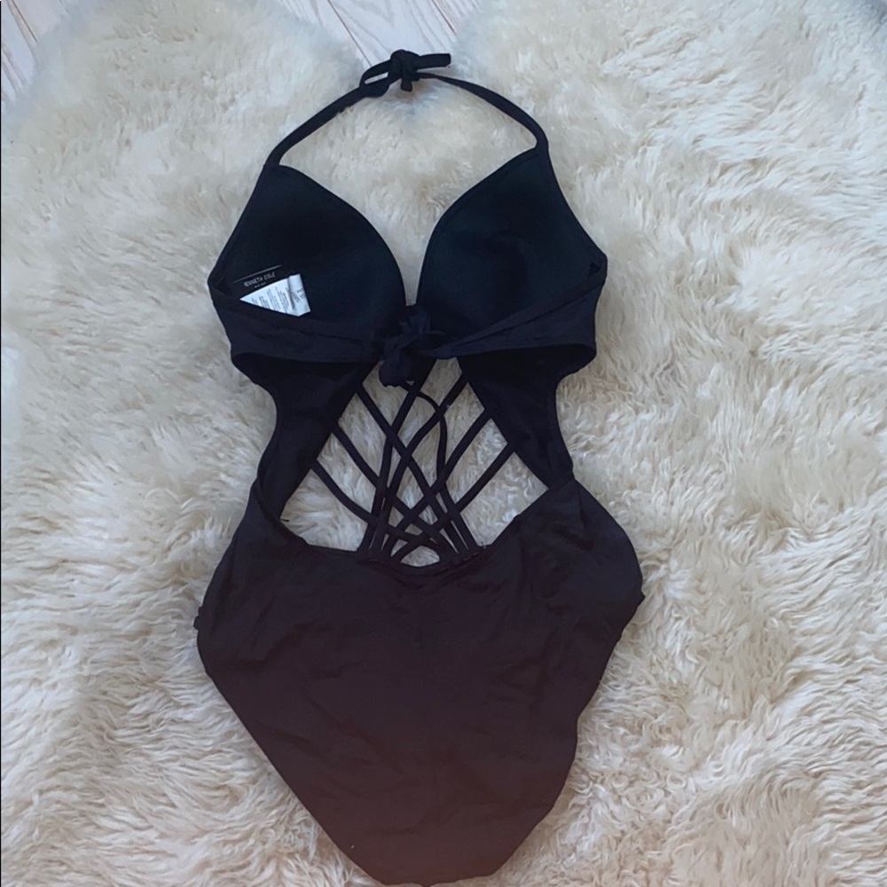 KENNETH COLE MONIKINI - Picture 3 of 10